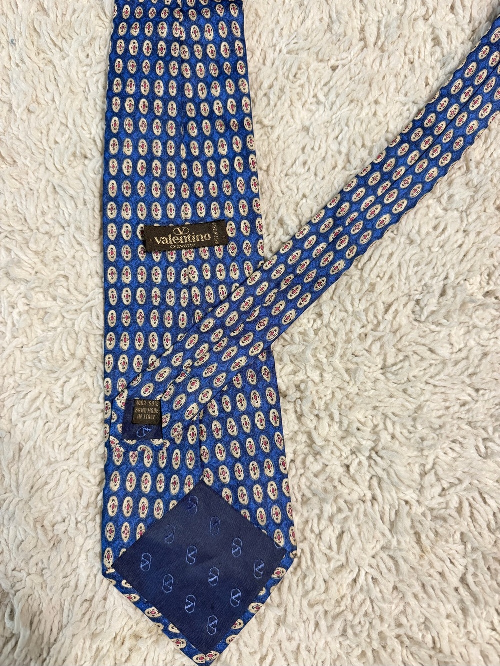 Valentino Blue Silk Tie with Cream and Red Medallions Made In Italy Vintage